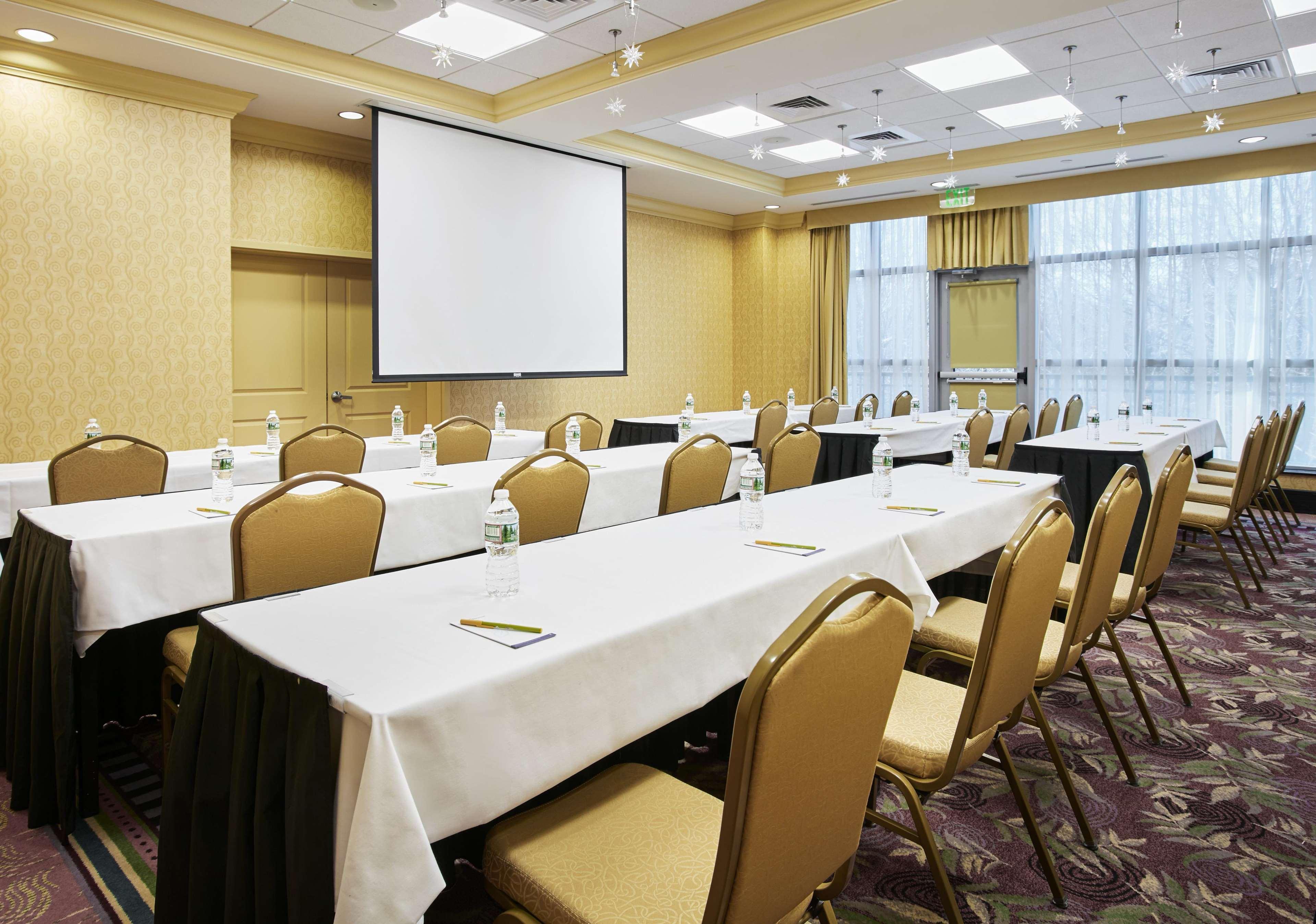 Hilton Garden Inn Rockville - Gaithersburg Экстерьер фото