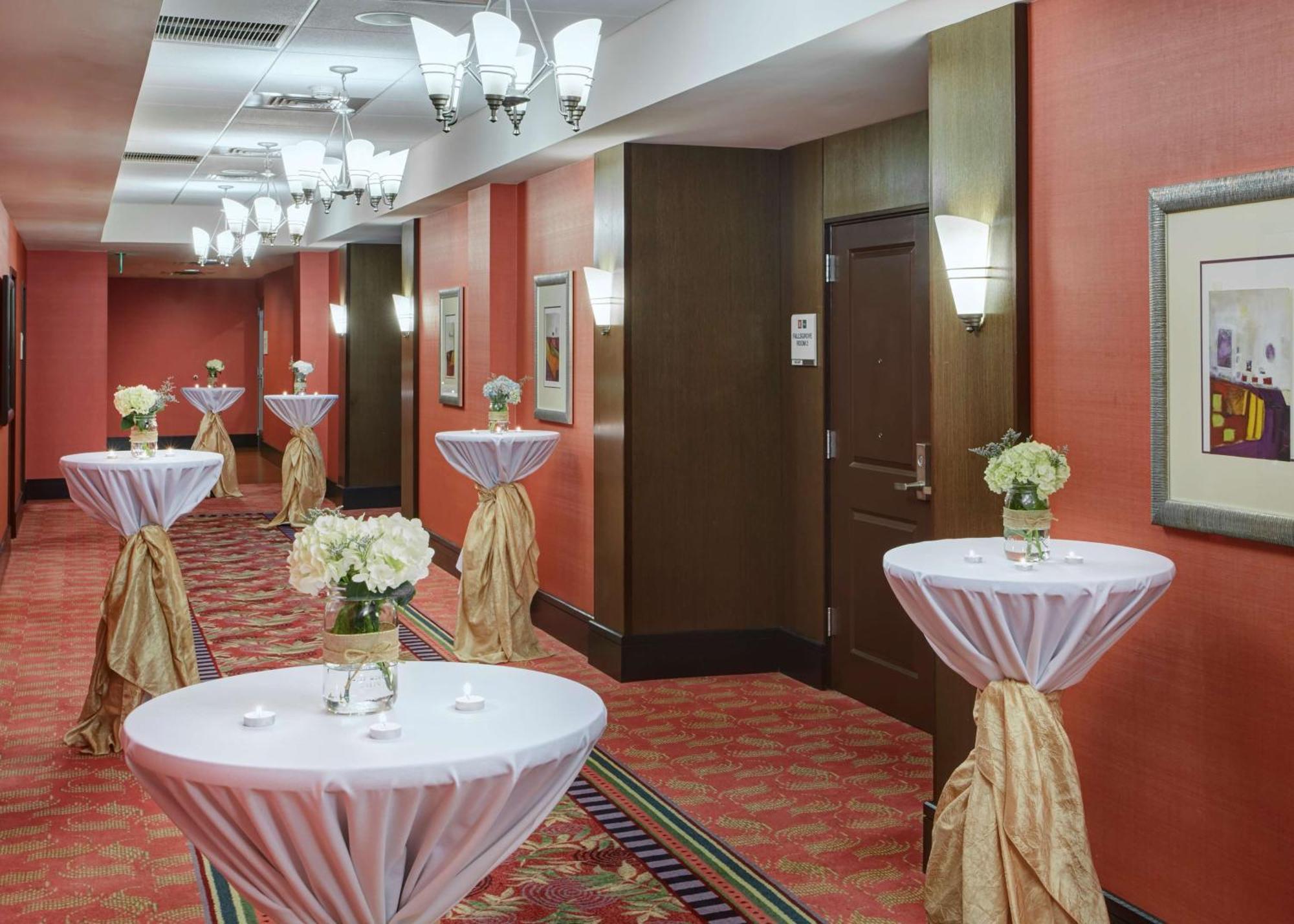 Hilton Garden Inn Rockville - Gaithersburg Экстерьер фото