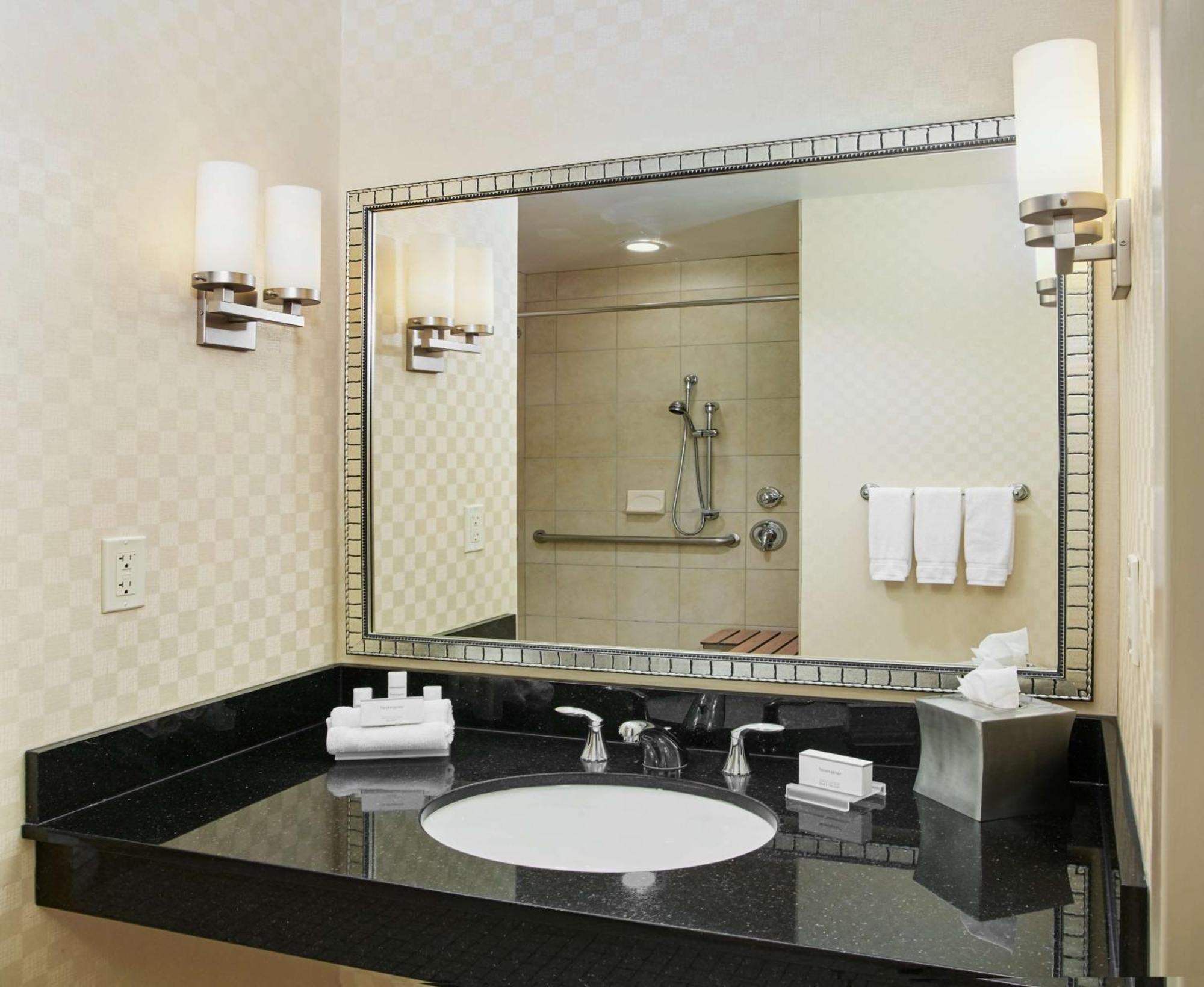 Hilton Garden Inn Rockville - Gaithersburg Экстерьер фото