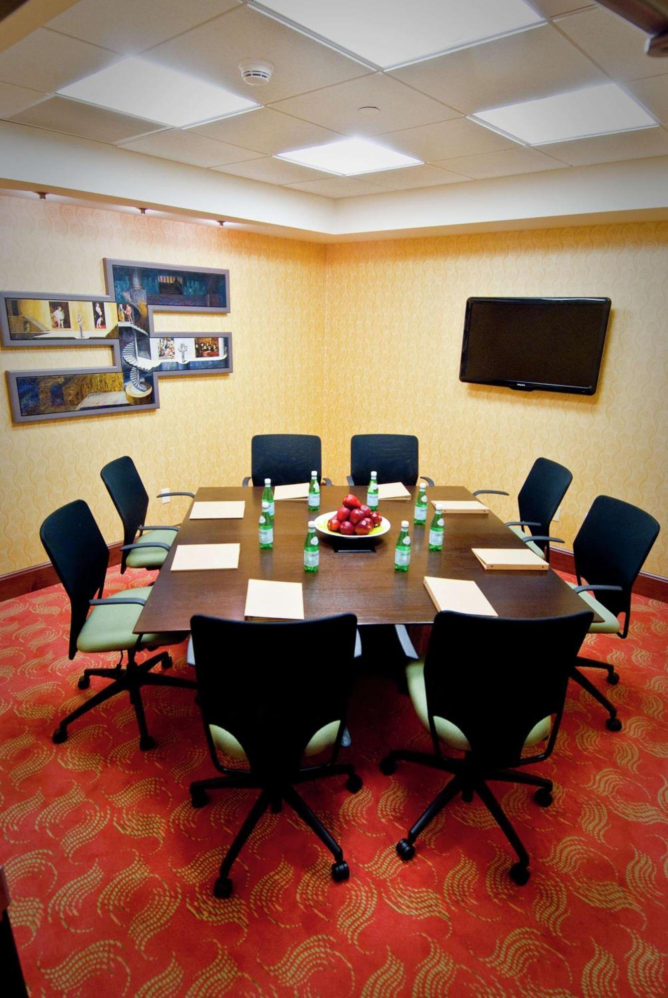 Hilton Garden Inn Rockville - Gaithersburg Экстерьер фото